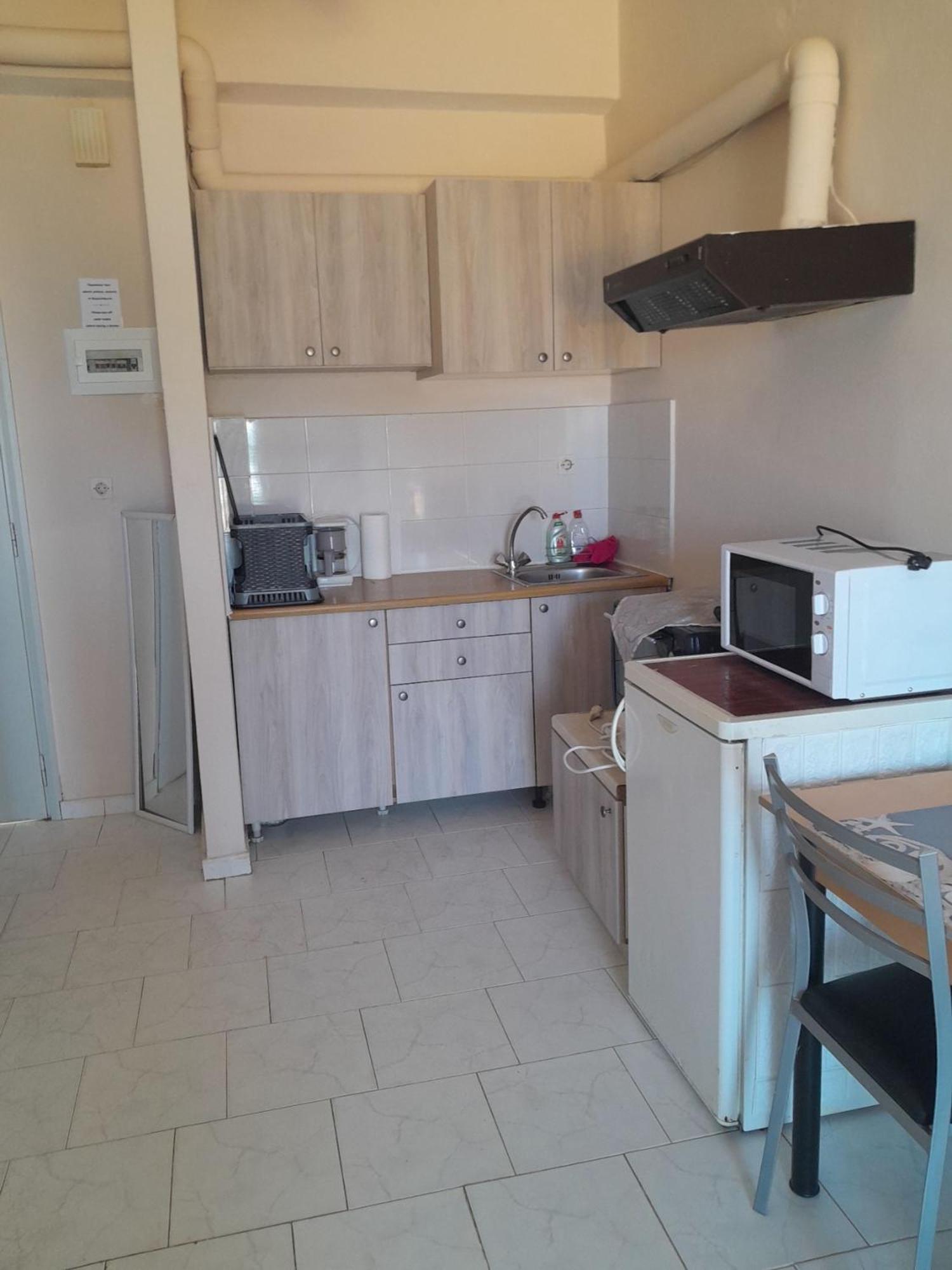 Sun Beach Apartments In Chania 09 11 Exterior photo